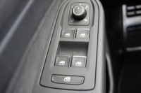 VW Golf VIII Variant 1.5 eTSI R-Line DSG