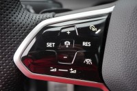 VW Golf VIII 2.0 GTI DSG