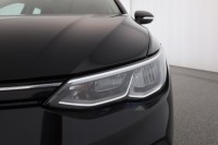 VW Golf VIII Variant 1.0 eTSI DSG