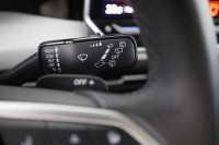 VW Golf VIII Variant 1.5 eTSI DSG