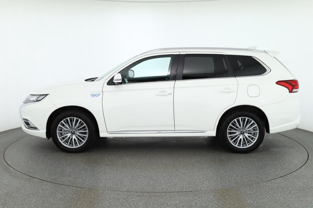 Mitsubishi Outlander 2.4 PHEV 4WD