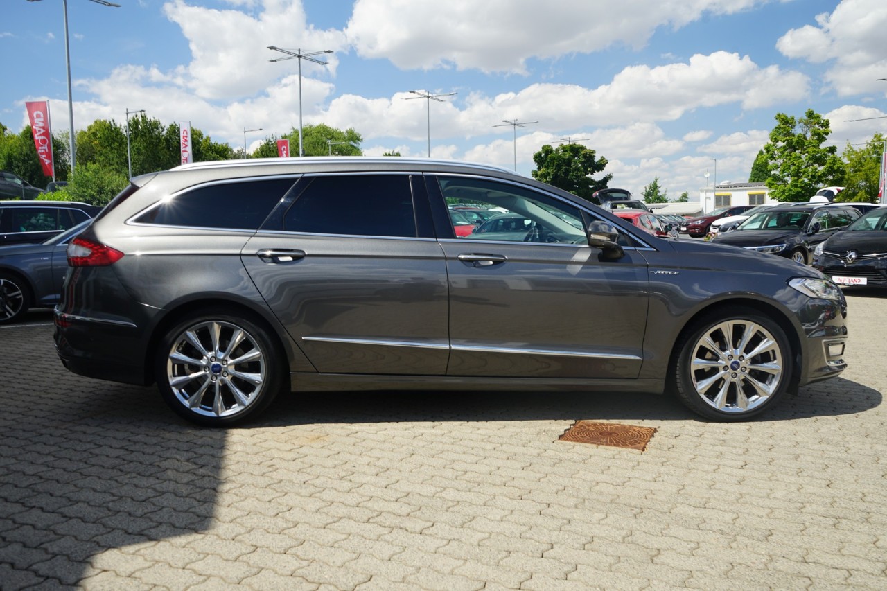 Ford Mondeo Turnier 2.0 EcoBoost Vignale