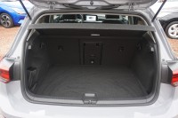 VW Golf VIII 1.0 TSI United