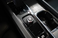 Volvo V60 Kombi 2.0 M-Hybrid Plus Dark