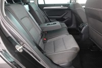 VW Passat Variant 1.5 TSI R-Line