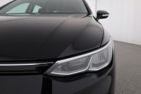 VW Golf VIII Variant 1.5 TSI DSG