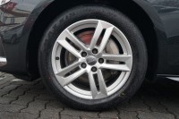 Audi A4 Avant 40 2.0 TDI advanced