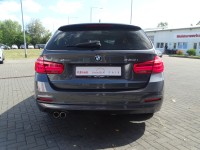 BMW 320 320i xDrive Advantage