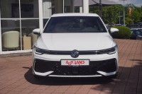 VW Golf VIII 1.5 TSI R-Line