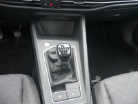 VW Golf VIII Variant 1.0
