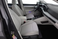 VW Golf VIII Variant 1.5 TSI DSG Life