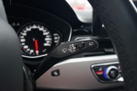 Audi A4 Avant 40 2.0 TDI advanced