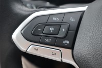 VW Golf VIII Variant 1.5 eTSI DSG Life