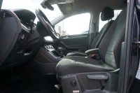 VW Touran 1.5 TSI R-Line
