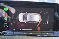 VW Golf VIII 2.0 R-Line 4M SHZ VC