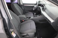 VW Golf VIII Variant 1.0 TSI Life