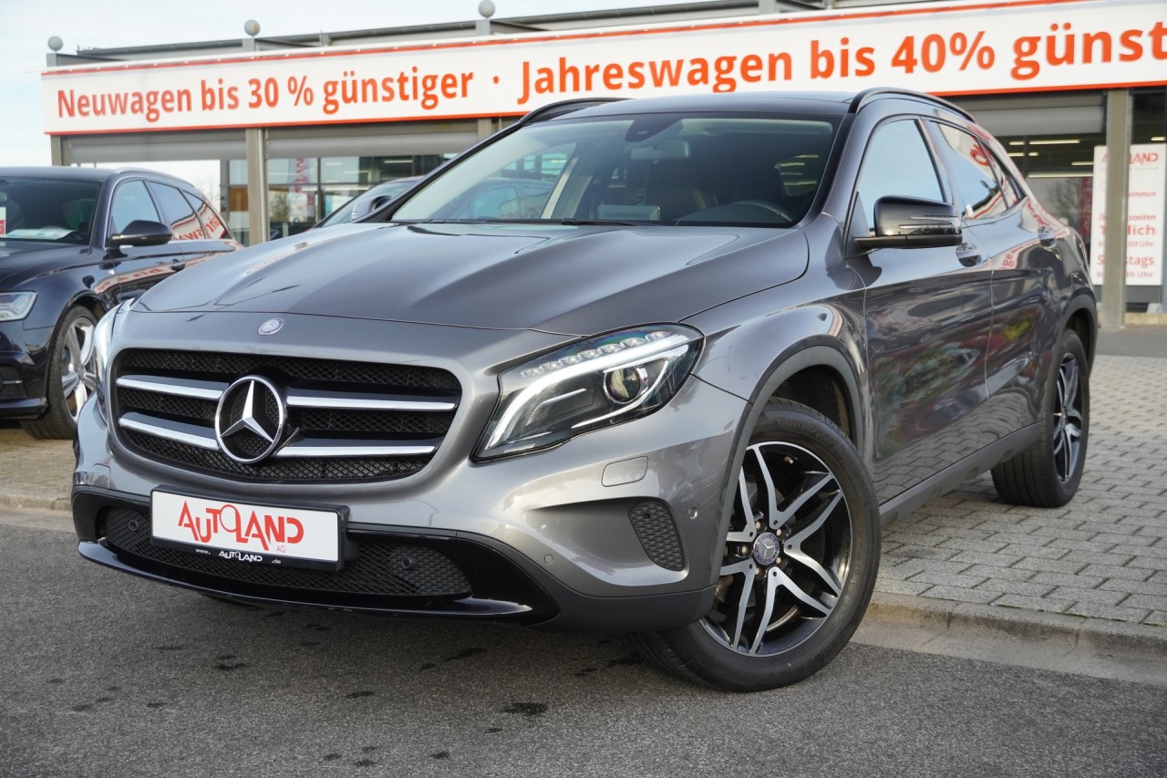 Mercedes-Benz GLA 200 Score Urban