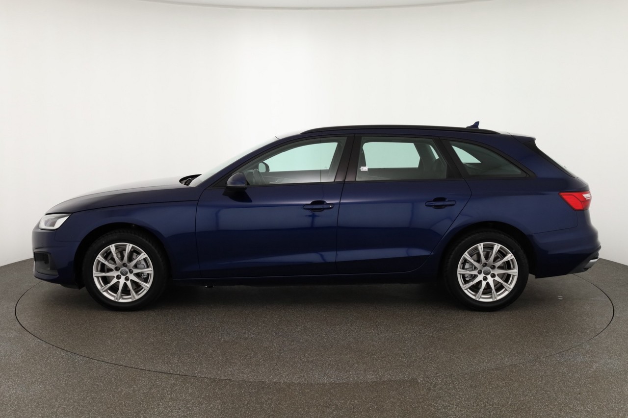 Audi A4 Avant 30 TDI S-Tronic