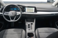 VW Golf VIII Variant 1.5 eTSI DSG