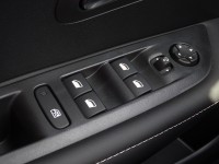Peugeot 208 PureTech 100