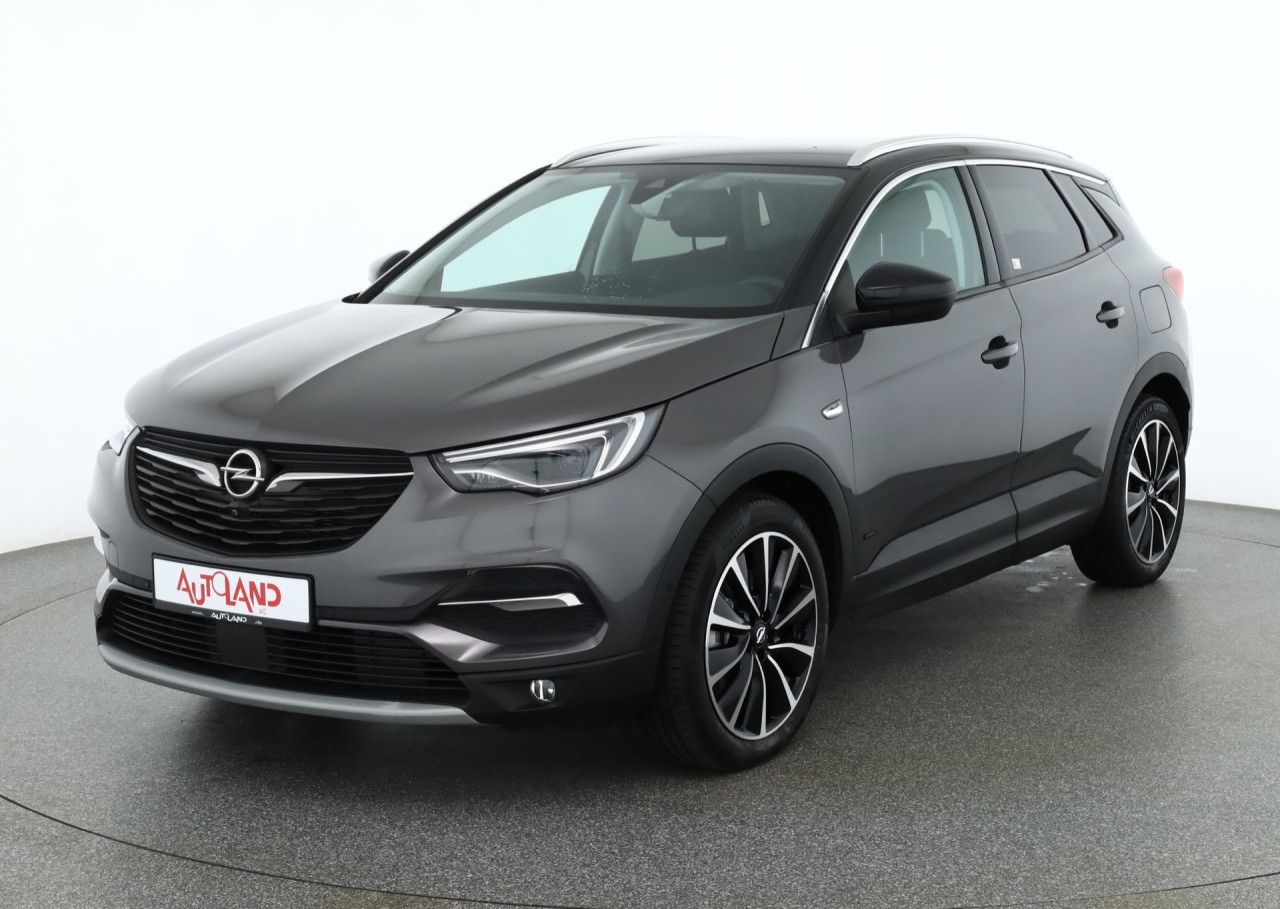 Opel Grandland 1.6 Turbo Hybrid