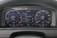 VW Golf VII Variant 2.0 TDI DSG R-Line