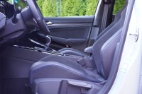 VW Golf VIII R-Line Variant 1.5 l