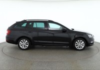 Skoda Octavia Combi 2.0 TDI DSG Tour