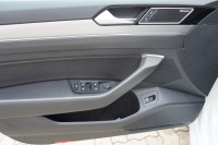 VW Arteon 2.0 R-Line