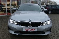BMW 320 d xDrive Advantage