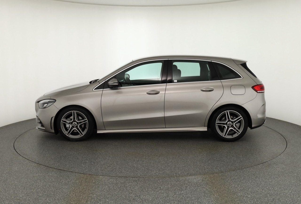 Mercedes-Benz B 180 B180 AMG Line