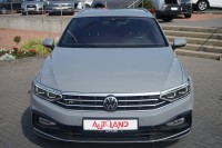 VW Passat Variant 2.0 TDI Elegance R-Line