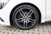 Mercedes-Benz CLA 200 AMG Line