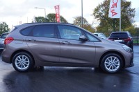 BMW 220 i Advantage