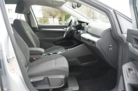 VW Golf VIII Variant 1.4 eTSI DSG