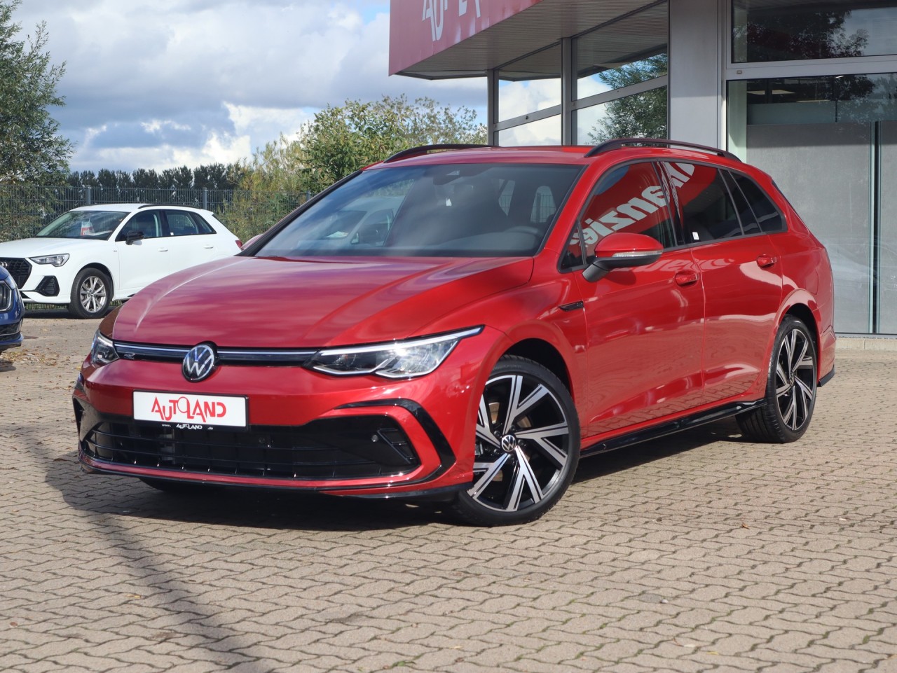 VW Golf Variant R-Line 1.5 eTSI DSG