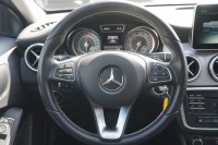 Mercedes-Benz GLA 180 Urban