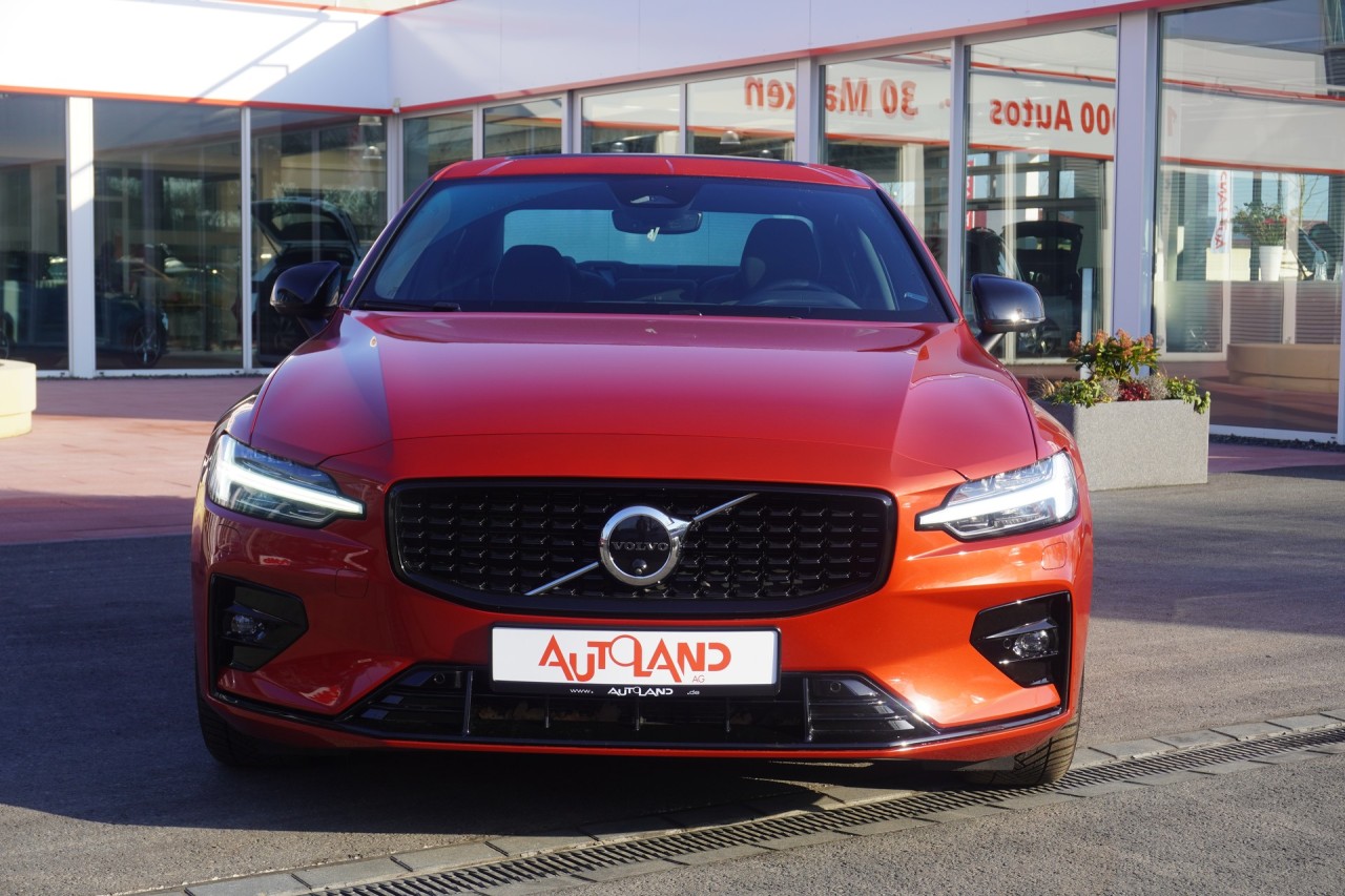 Volvo S60 2.0 M-Hybrid Ultimate Dark AWD