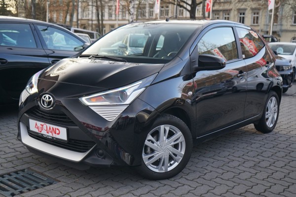 Toyota Aygo AYGO 1.0 x-play Team D