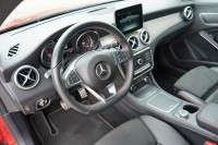 Mercedes-Benz CLA 200 AMG Line