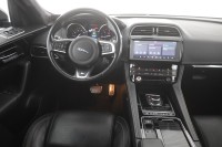 Jaguar F-Pace 20d AWD R-Sport