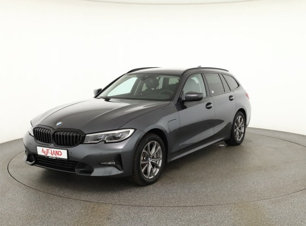 BMW 330 e Touring Sport Line