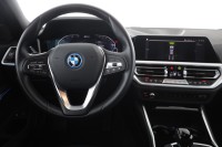 BMW 320 e Touring Advantage