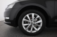 Skoda Octavia Combi 1.5 TSI DSG Tour