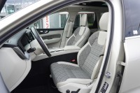 Volvo XC 60 XC60 B5 AWD Momentum Pro