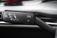 VW Golf VIII Variant R-Line eTSI
