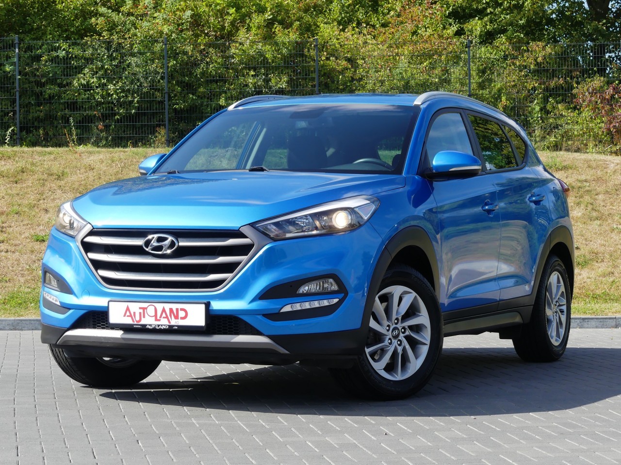 Hyundai Tucson 1.6 Classic blue