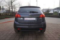 Kia Venga 1.6 Dream Team AT