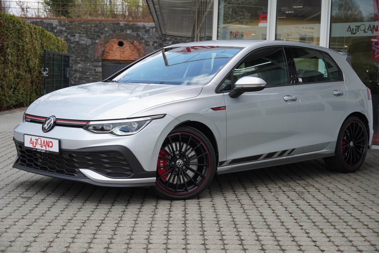 VW Golf VIII 2.0 GTI Clubsport Akrapovic