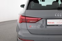 Audi RSQ3 RS Q3 2.5 TFSI quattro OptikSchwarz